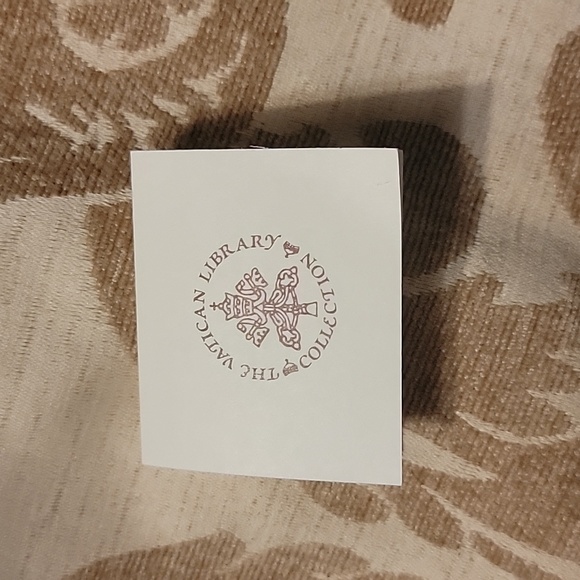 COPY - The Vatican Library Collection Faux Pearl Rosary New in Box - Picture 6 of 7